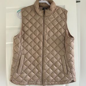 32 Heat Champagne colored vest XL